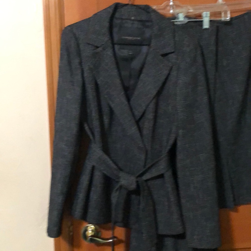 Adorable navy jacket with tie